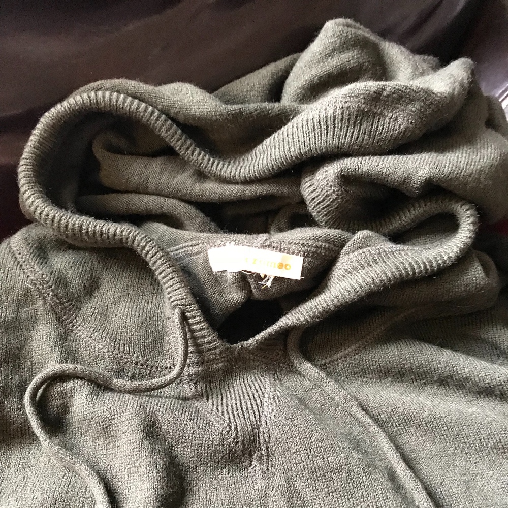 SWEET ROMEO PULLOVER HOODIE 2X NWOT